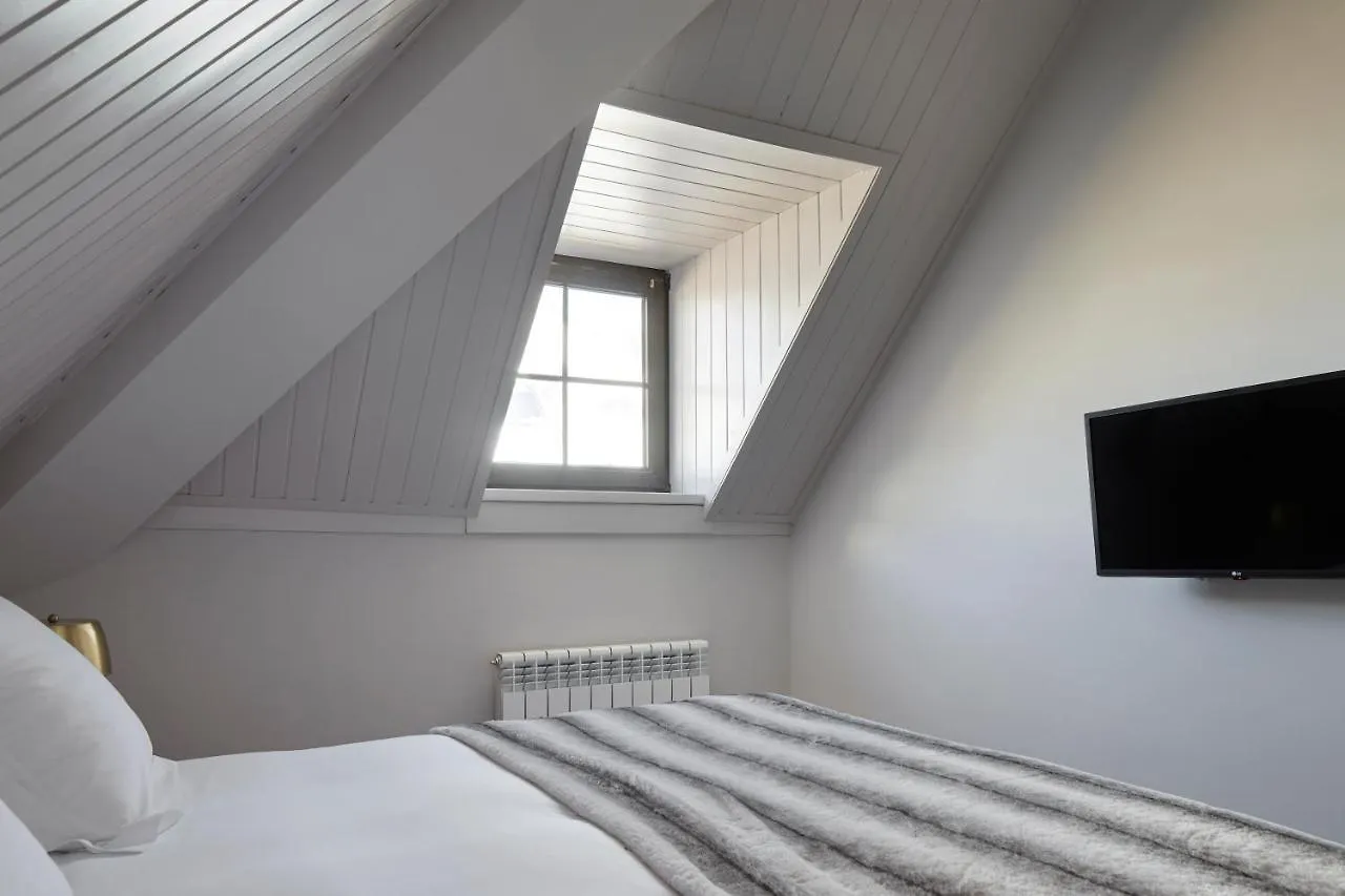Pujolo By Feelfree Rentals Naut Aran Apartment